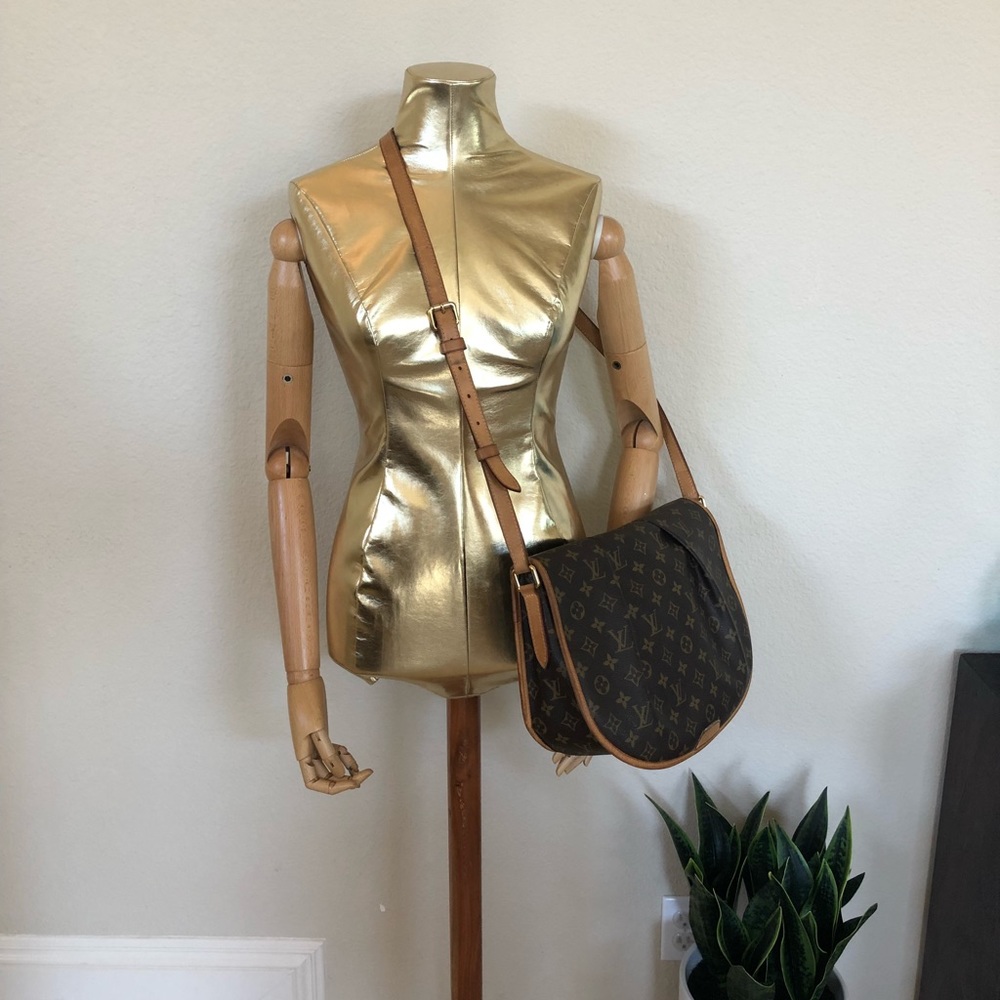 Louis Vuitton Menilmontant Crossbody Bag
